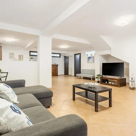 La Casa Di Alina Mondello * פלרמו