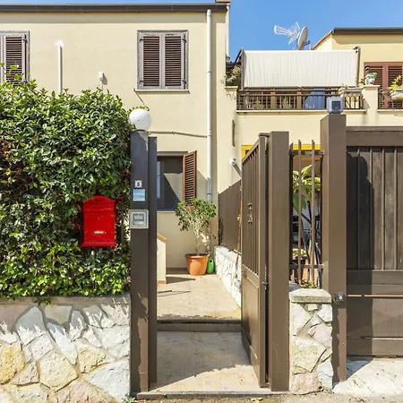 La Casa Di Alina Mondello *