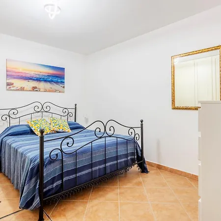 La Casa Di Alina Mondello